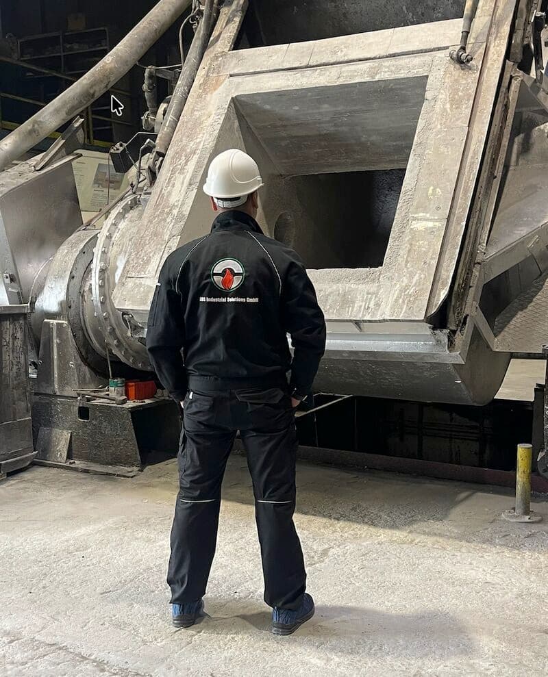 Chargier-Kammer eines Aluminiumschmelzofens erneuert