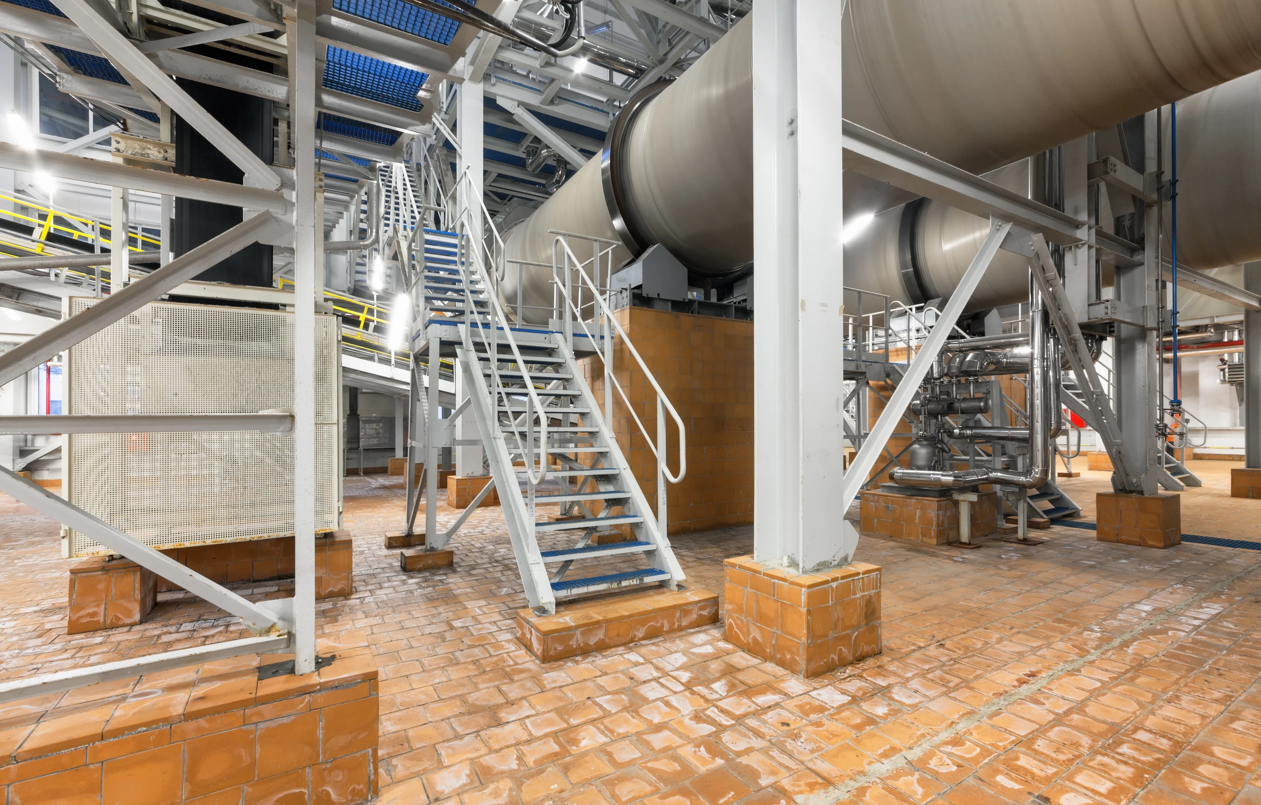 chemical-plant-inside-PN7RBZA